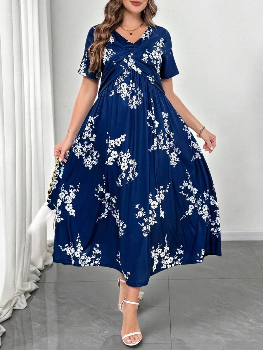 SHEIN Clasi Plus Size Women Navy Floral Print Layered Dress With Pockets, Summer Summer Outfits - Blue and White - View 1