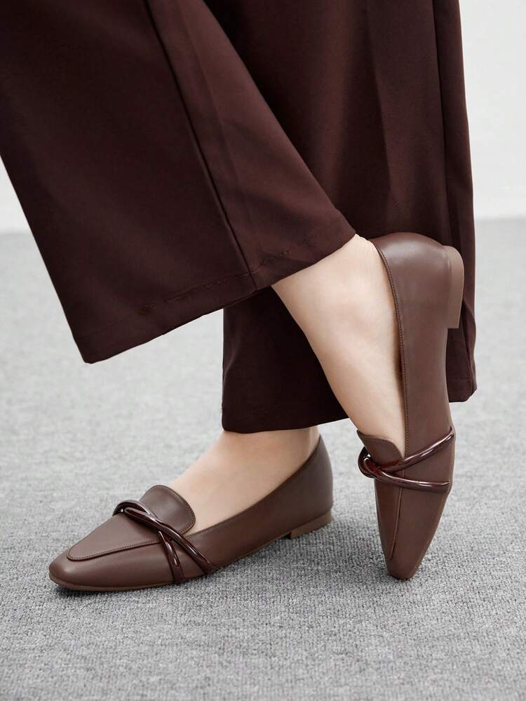 CUCCOO BIZCHIC Retro Square Toe Flat Coffee Color Criss-Cross Strap Soft Bottom Comfortable Loafers, Suitable For Daily Commute Office Ladies For Christmas Spring Shoes