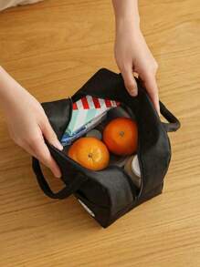 1 pièce Sac déjeuner isotherme avec étiquette d'ours, sac fourre-tout de déjeuner réutilisable grande capacité au design portable et imperméable. Idéal pour l'école et le bureau - garde vos aliments frais et délicieux. Sac bento, sac à main, sac de pique-nique de cuisine.