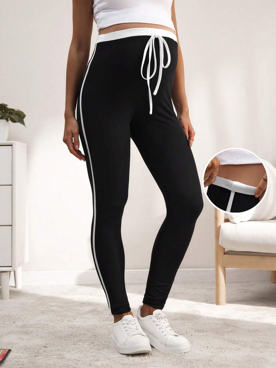 SHEIN 孕妇弹力腰拼接黑白打底裤，秋冬休闲 - 黑色 - 查看 1