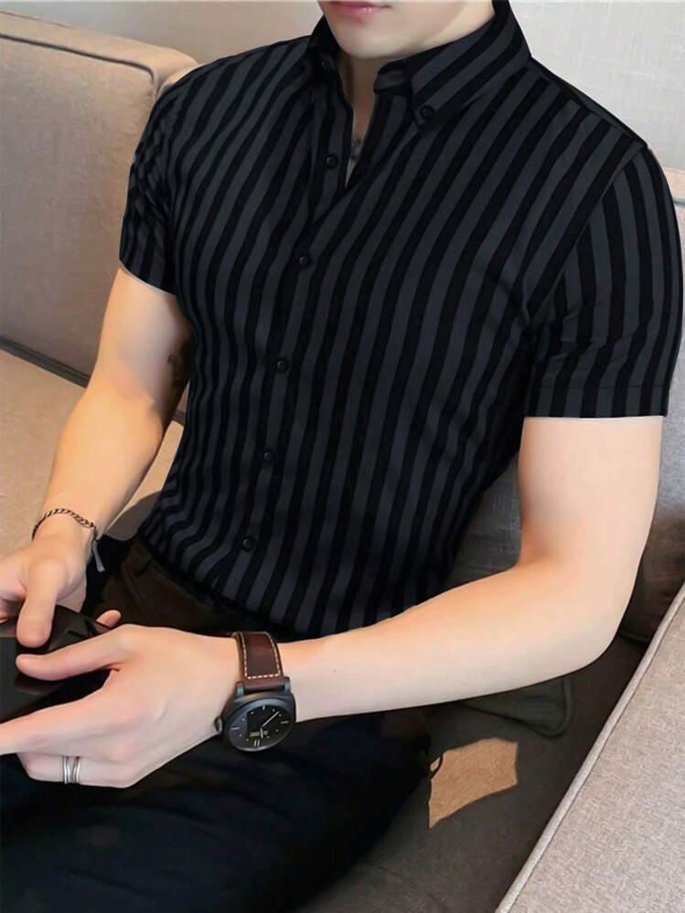 Manfinity Homme Camisa casual de manga corta de corte slim con rayas para hombres, estilo formal de negocios - Negro - Añade 1