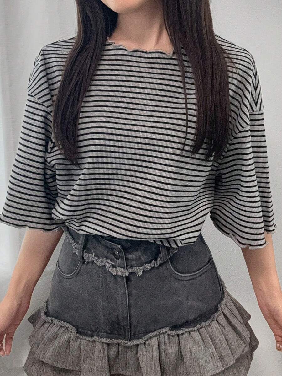 FRIFUL 女士波浪荷叶边条纹宽松撞色边夏季短袖 T 恤，女士夏季户外上衣 - 灰色 - 查看 1