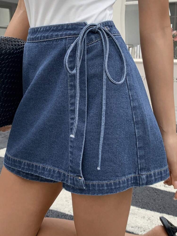 Women's Casual Knotted Denim Shorts