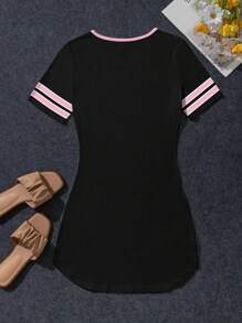 Estilo de gran , vestido slim de mujer con contraste blanco y negro de estilo clásico y sencillo con logo de caballero, adecuado para compras diarias, citas y viajes, elegante y estilizador para primavera y verano - Blanco - Ver 3