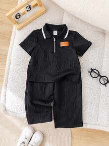 SHEIN 2 Stücke/Set süßer vielseitiger Collegestyle Poloshirt und Hose mit Gummibund für Kleinkind Jungen