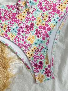 SHEIN Swim 女士海滩夏季休闲可爱碎花荷叶边抹胸泳衣套装，配珍珠吊坠抽绳比基尼 - 彩色 - 查看 7