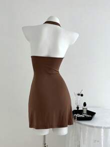 Elamini Vestido sin espalda con cuello de halter y rhinestones para mujer - Marrón - Ver 2