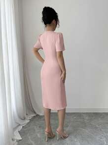 Elenzga 女士休闲夏季泡泡袖圆领褶皱露肩镂空连衣裙 - 粉色 - 查看 2