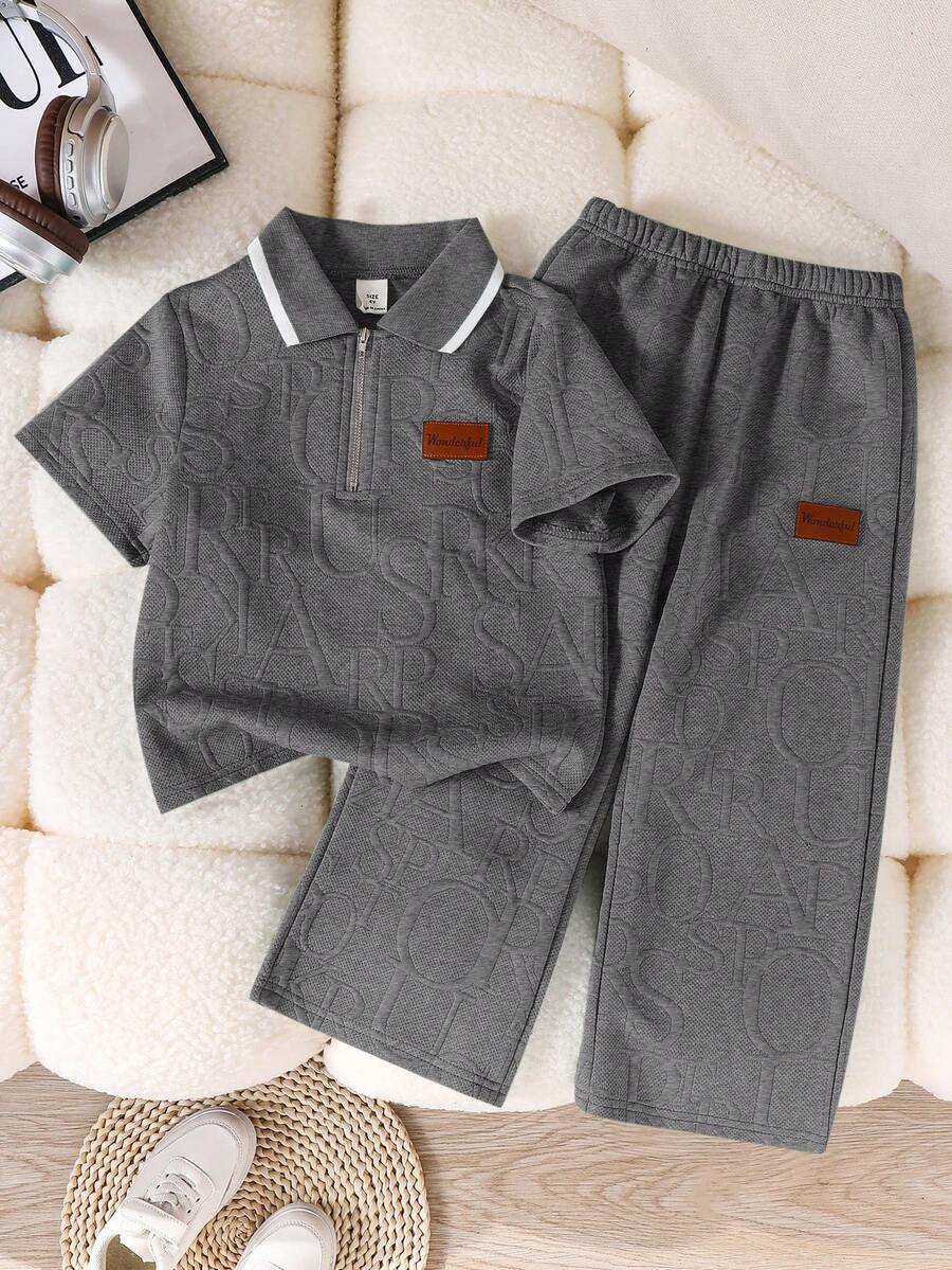 SHEIN 2 件年轻男童休闲街头时尚翻领拼接罗纹袖口拉链连帽衫和罗纹饰边裤针织运动服套装,适合通勤、上学、日常休闲、旅行、运动、儿童装、学校男孩套装、男孩服装、家庭装、生日派对、春夏季 - 灰色 - 查看 1