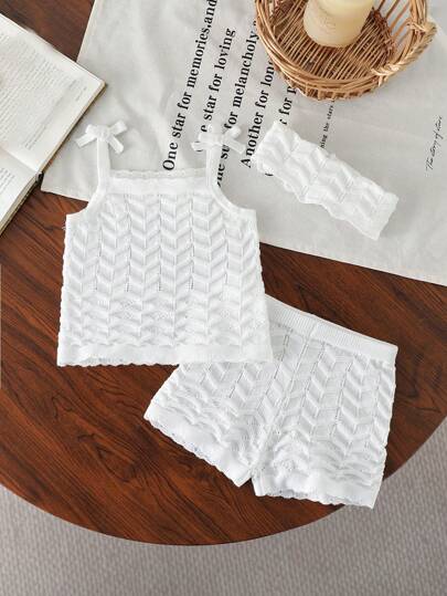 SHEIN 1 套女婴纯色休闲吊带背心、短裤和配套头带，适合宝宝日常活动和换尿布