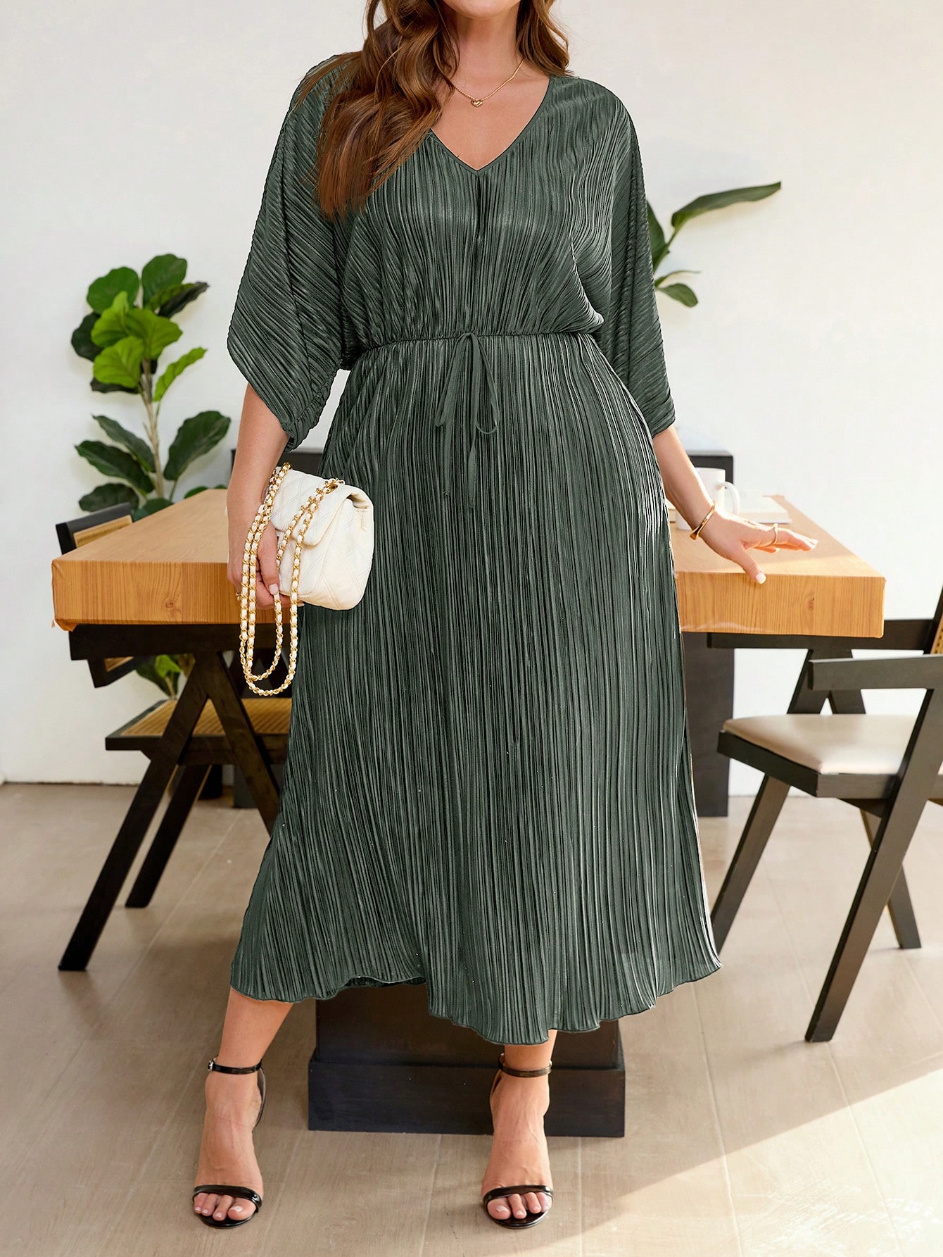 SHEIN Frenchy فستان طويل للنساء ذات الحجم الكبير ب...