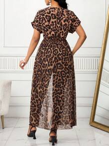 SHEIN Lady Damen elegante lässige Urlaubs-Leoparden-Muster Taille-geschlossene Schlitz-Rundhals-Fließende Bluse, Urlaubs-Frauen Gepard-Muster Ausgeh-Oberteile, Frauen Boho Flughafen, für Frauen Brunches, für Frauen Klassisch, Fließendes Oberteil
