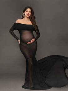 Cheriluna Maternity Vestido de Maxi ajustado de manga larga con hombros descubiertos y dobladillo extra largo para sesión fotográfica de maternidad - Negro - Ver 5