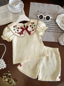 SHEIN 2pcs Baby Girl/Newborn 0-3 Years Old Spring Summer Elegant Little Lady Lapel Ruffle Sleeve Blouse Top+ Shorts Set, Baby Girl Beige Outfit - Apricot - View 2