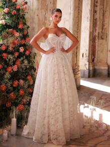 Glamrae Elegant Luxurious Strapless Big Bow Lace Fishtail Backless Extra Flaring Bridal Dress With Trailing, Suitable For Wedding, Single Party, Vacation, Ball, Honeymoon - Beige - View 6