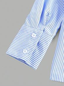 SHEIN Girlism Ensemble de 3 pièces chic et décontracté pour préadolescentes, composé d'un Top rayé bleu et blanc avec nœud, d'un débardeur blanc ajusté et d'un short