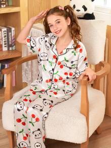 SHEIN 卡通熊猫与樱桃印花仿丝翻领短袖长裤女童睡衣套装 - 白色 - 查看 4