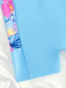 SHEIN Blue Tween Girls One-Piece Knit Color Block Zipper Rash Guard Swimsuit,Short Sleeve Kids Swim Romper Suitable For Summer,Casual,Beach,Vacation,Holiday - Multicolor - View 4