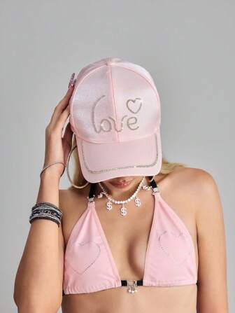 Grunge Punk Gorra de béisbol con corazón brillante y letras adornadas, sombrero de sol rosa de moda casual y versátil para verano, adecuado para vacaciones, fiestas y ocasiones sociales