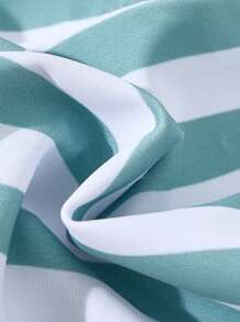 SHEIN 男童椰子树印花插肩袖上衣和条纹两件套泳衣套装