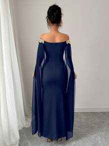 Rafferiza Váy maxi đuôi cá bó sát, ren vàng hở vai gợi cảm thanh lịch, đa năng, eo hở, đính hoa vàng, màu đen, dành cho nữ mùa xuân/hè - Màu xanh hải quân - Xem 2