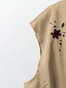 Franclia Plus Size Women Embroidery Design V-Neck Sleeveless Crop Top & A-Line Shorts Suit Set Graduation,Back To School,Teacher Outfits For Women - Mocha Brown - View 4