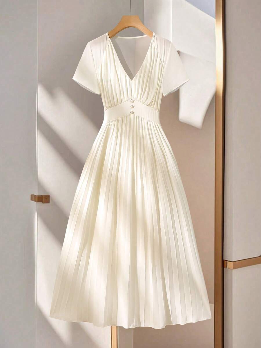 Franclia 全新 V 领短袖米色系腰纽扣女士连衣裙 - 白色 - 查看 1