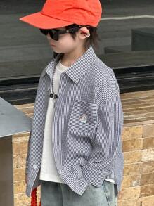 Dazy Kids 小男孩卡通兔子条纹长袖单排扣口袋休闲衬衫，秋季 - 藏蓝色 - 查看 3