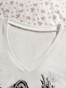 SHEIN EZwear 女士时尚 Y2K 短款上衣、性感短袖 T 恤、春夏衬衫 - 白色 - 查看 3