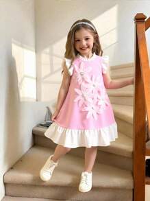 Kleine Mädchenkleid mit zarten rosa Tönen für den Sommer, zarte 3D Blumendetails verleihen märchenhaften Charme, trage es und werde im Nu zu einer Märchenprinzessin - Pink - Übersicht 1