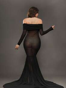 Cheriluna Maternity Vestido de Maxi ajustado de manga larga con hombros descubiertos y dobladillo extra largo para sesión fotográfica de maternidad - Negro - Ver 2