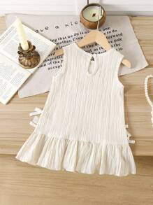 SHEIN Baby Girl Summer Plain Color Bowknot Decor Ruffle Hem Sleeveless Dress - White - View 3