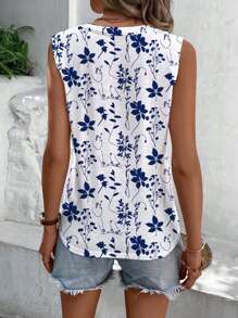 EMERY ROSE Plus Size Ditsy Floral V-Neck Women Casual Tank Top, Versatile Fitted Resort Wear, Suitable For Spring & Summer Suitable For Going Out - Multicolor - View 2