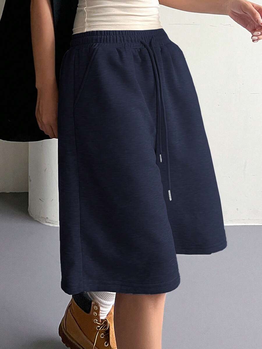 DAZY Women's Solid Color Pocket Casual Loose Drawstring Shorts - Navy Blue - View 1