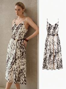 MOTF PREMIUM LINEN BLENDED TEXTURED CAMI DRESS - Multicolor - View 8