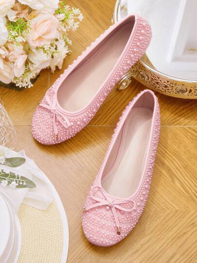 CUCCOO HITCHD 女士时尚可爱白色蝴蝶结珍珠圆头平底休闲鞋，舒适轻便，适合工作、约会、购物