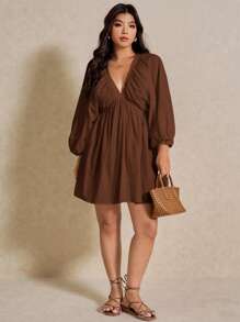 Elaquor Modisches Kurzkleid mit V-Ausschnitt und 3/4 Ärmeln für Damen in Große Größen