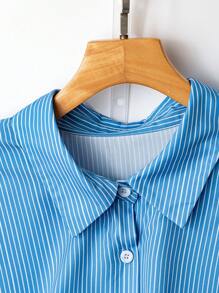 SHEIN PETITE Damen Große Größen Lässig Blau & Weiß gestreiftes langärmeliges kurzes Hemd