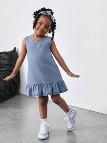 小女孩蓝色牛仔无袖短款荷叶边连衣裙，女童春夏休闲度假乡村波西米亚风装，女童沙滩装，女童西部街头装，春假装，狂欢装节日牛仔连衣裙 - 淺色水洗藍 - 查看 3