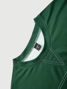 Manfinity Hypemode Conjunto informal de camiseta de manga corta y holgada de caída de hombros para hombre, conjunto de 2 piezas de verano para hombre de pantalones cortos y camiseta casual, conjunto de 2 piezas de pantalones cortos para hombre