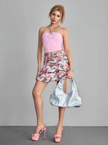 ROMWE Fairycore Falda vaquera casual corta con volantes en el bajo en capa de estampado de camuflaje para mujer - Rosa - Ver 2