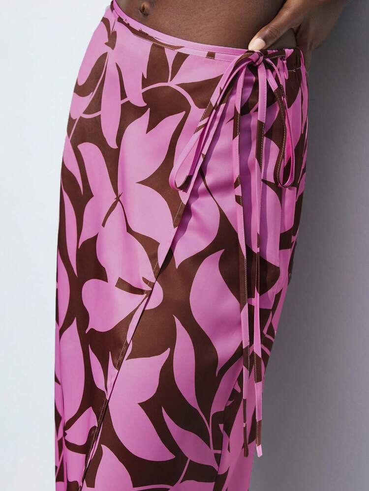 SHEIN Maija 2025 Autumn New Berry Pink Leaf Silhouette Print Wrap-Around Elastic Waist Tie Side Bow Skirt, Elegant Urban Romantic Vintage Y2K Country Music Festival Retro Style, Suitable For Airport Travel, Wedding Guest, Birthday, Halloween, Business Casual, Date, Party, Back To School Fall