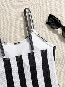 Lunivi Bañador de una pieza con estampado de rayas y tirantes ajustables para niñas, hecho de tela de chifón con burbujas, adecuado para vacaciones, playa, surf y natación