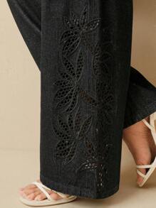 Anewsta 女士新款精致镂空刺绣情人节黑色直筒牛仔裤 - 黑色 - 查看 7