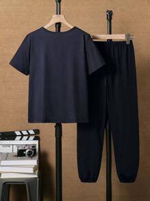 SHEIN Genkimix Kids Conjunto informal de camiseta de manga corta con estampado de letras degradadas y pantalones de chándal para niño preadolescente, ideal para el verano