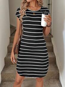 SHEIN LUNE Women's Drop Shoulder Round Neck Striped Cinched Waist Side Slit Casual Dress - Black and White - View 5