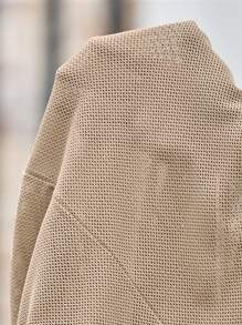 Manfinity VCAY 2 件套男士圆领短袖 T 恤和短裤套装，适合日常穿着，夏季 - 卡其色 - 查看 8