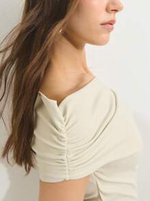 Nöista One-Shoulder Bodycon Maxi Dress In Soft Stretch Fabric With A Chic, Minimalist Silhouette. Perfect For Beach Dinners, 4th Of July Parties, Or Elegant Summer Nights. - Light Grey - View 5