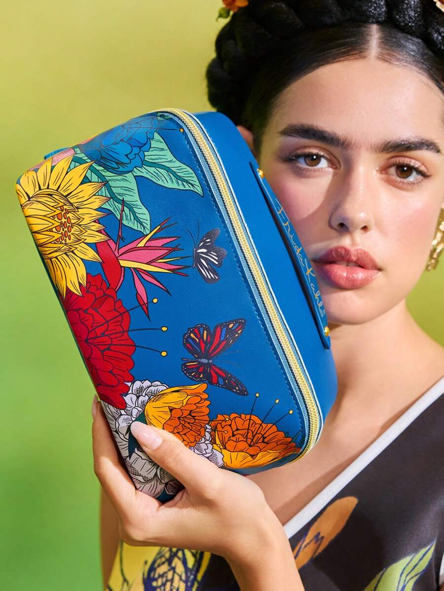 Frida Kahlo X SHEIN 1 pieza Bolsa de cosméticos de piel de PU con estampado floral de artista, de gran capacidad y plana. Bolsa de almacenamiento multifuncional para artículos pequeños, ideal para llevar diariamente, viajes, trabajo, maquillaje o estudio, adecuado para mujeres y estudiantes, artístico y elegante
