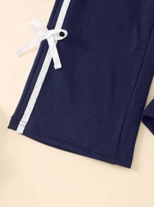 SHEIN Genkimix Kids 2 件女童春夏休闲简约蝴蝶结装饰运动衫和蝴蝶结裤子套装 - 藏蓝色 - 查看 7